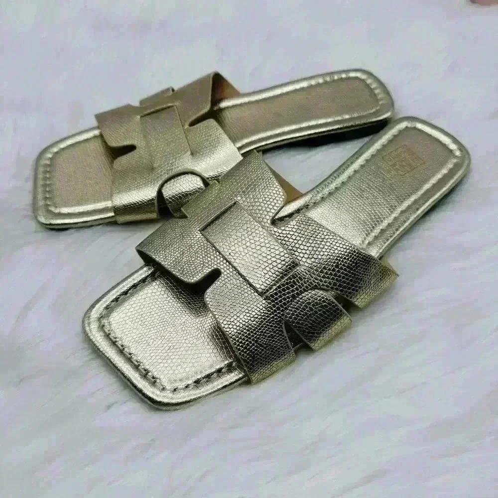 Women Gold Faux Snakeskin Embossed Slides size 7 - Picture 4 of 7